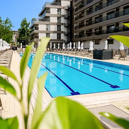 Laguna Park Sunrise Hotel 4*