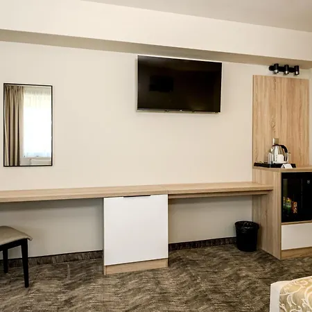 Hotel Laguna Park Sunrise 4*