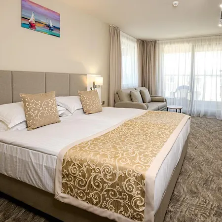 Laguna Park Sunrise Slantchev Briag