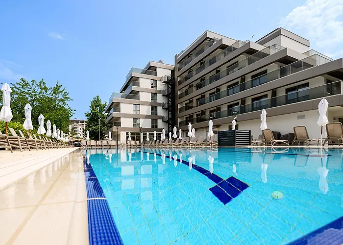 Laguna Park Sunrise 4*