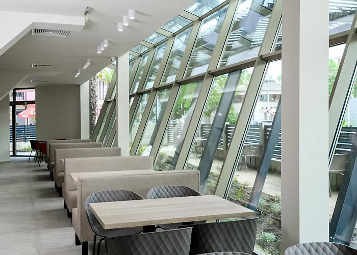 Laguna Park Sunrise 酒店 4*