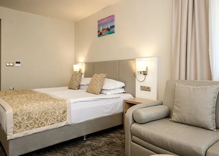 Laguna Park Sunrise 酒店 4*