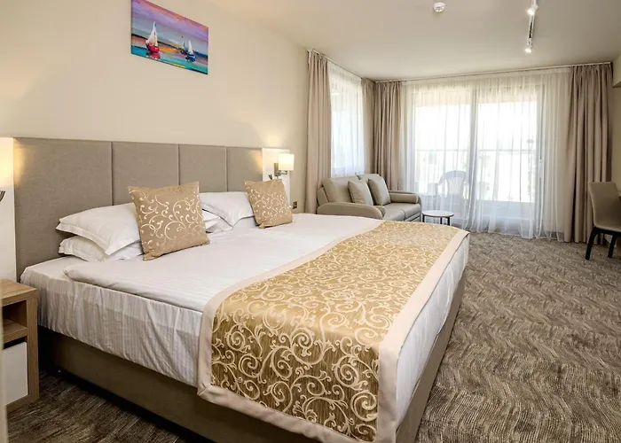 Laguna Park Sunrise 阳光海滩