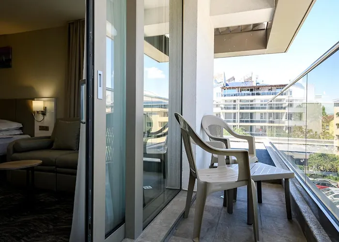 Laguna Park Sunrise 酒店 阳光海滩